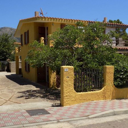 Casa Vacanze Gardenia Соланас Экстерьер фото