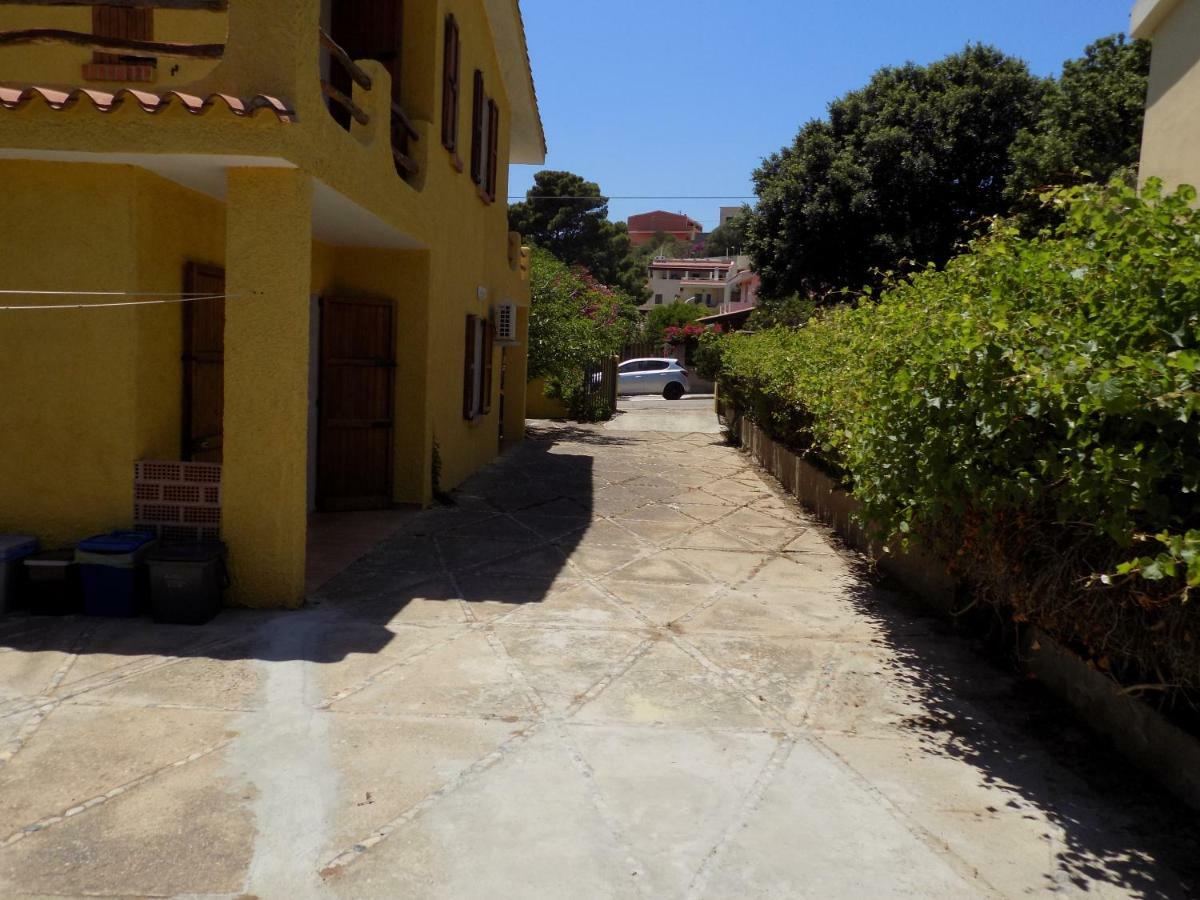 Casa Vacanze Gardenia Соланас Экстерьер фото