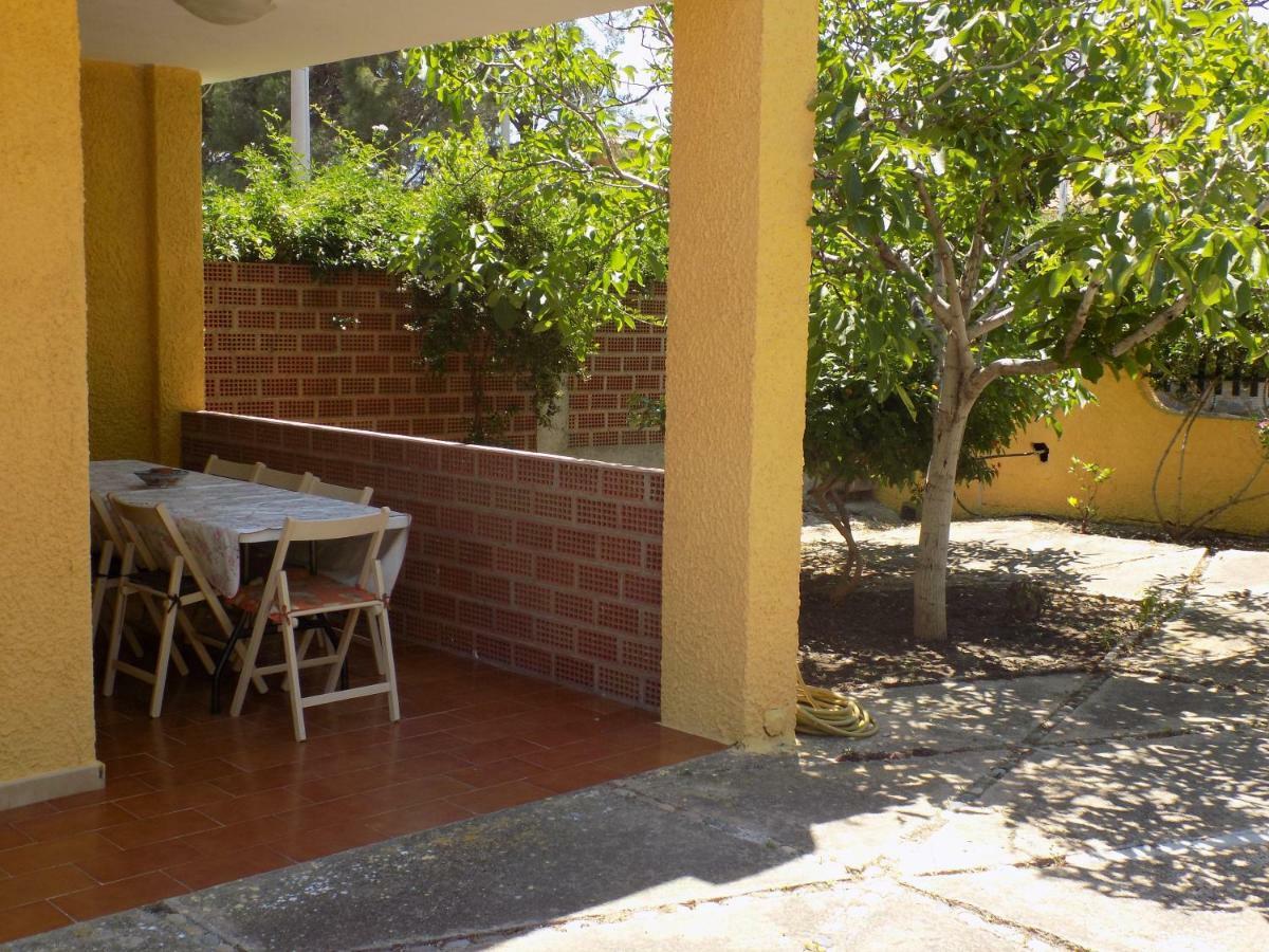 Casa Vacanze Gardenia Соланас Экстерьер фото